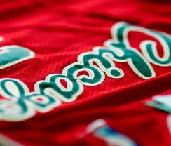 Jiuyou Sports -杜兰特连续十五场比赛得分超过势不可挡，湖人挑战极限！