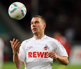 九游体育在线 -F1赛车赛场焦点！美国队对阵克罗地亚队，核心球员受伤，球队前景蒙阴影